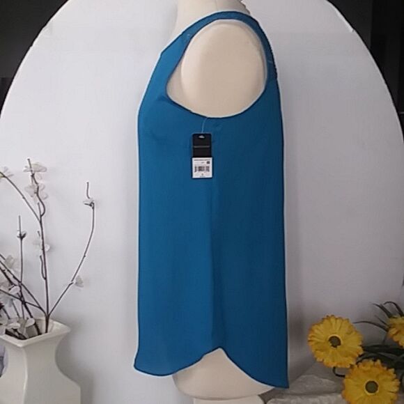 Massini Blue Sleeveless Tunic Style Blouse w/ Pleats New with Tags Size Small - Picture 7 of 12